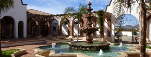 The 6 guest rooms are separated from the main house bya lovely courtyard